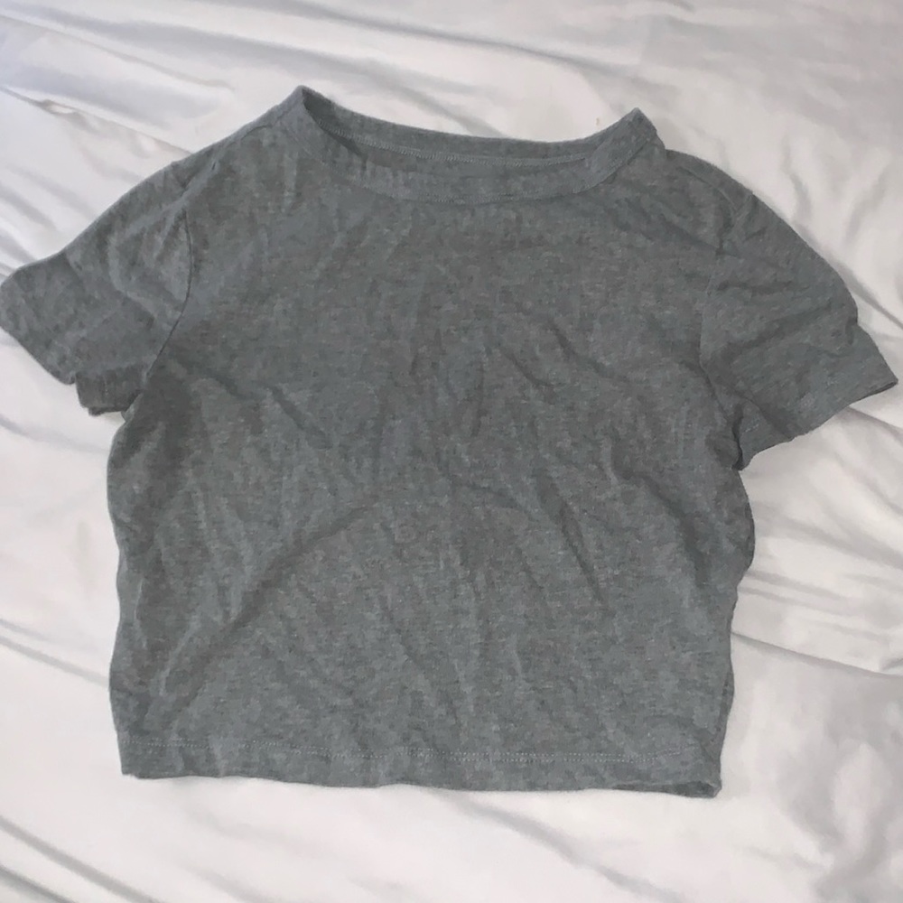 Gray Cropped Tee